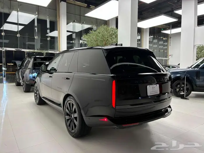 رنج روفر فوج SE موديل 2025 ب 660 الف ريال 4