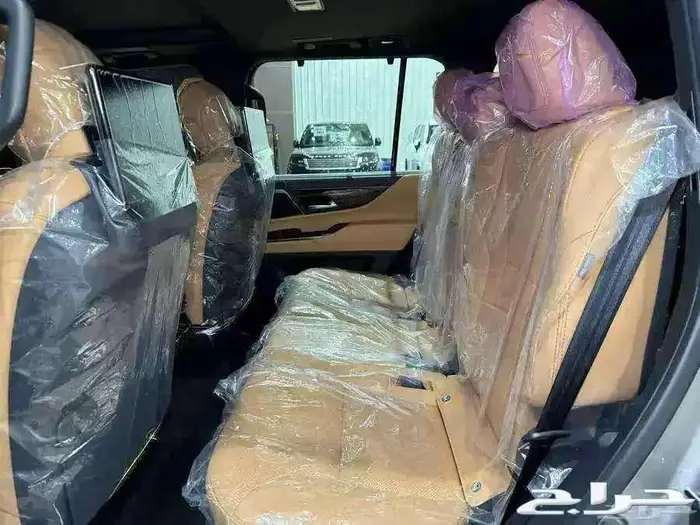 لكزس LX 600. BB. بريمي. 2025 10