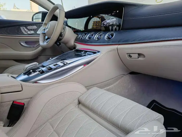 AMG GT 53 اصدار خاص 2022 سبيشل بحاله الاصفار 9