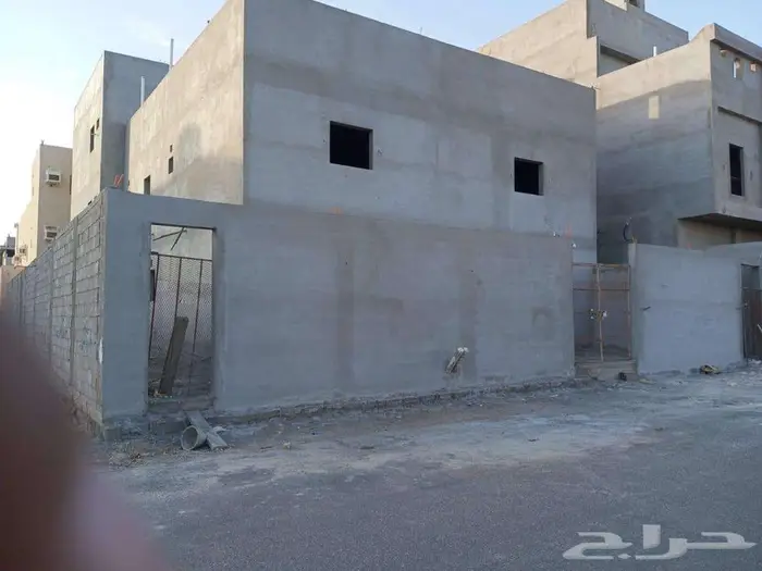 فيلا لببيع مخط الرياض دال 3