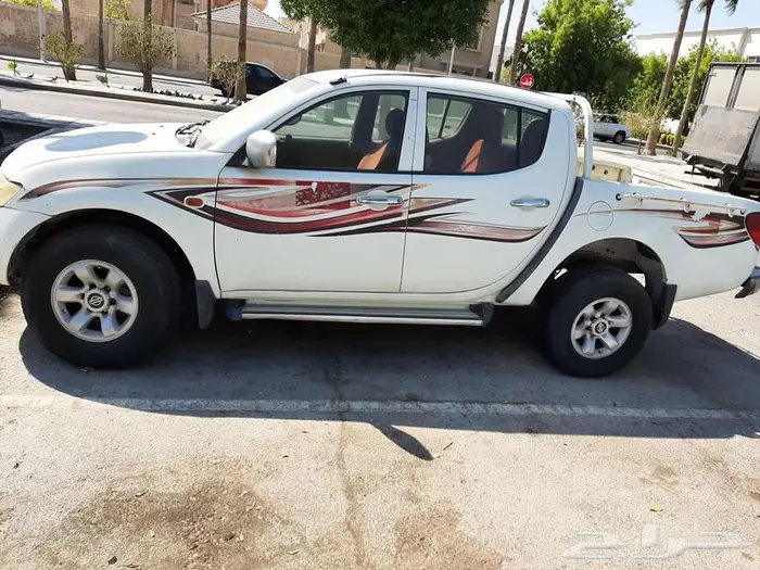 موستبيشي ديزل L200 موديل 2009 مخبط 1