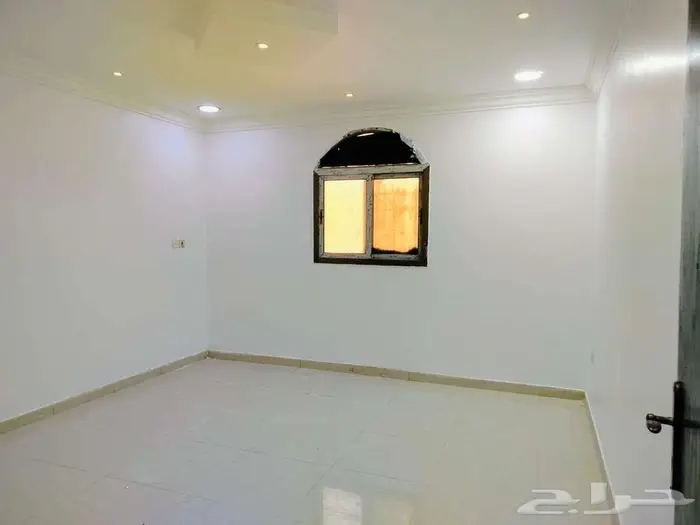 شقق للبيع حي الضاحيه 4 غرف 11