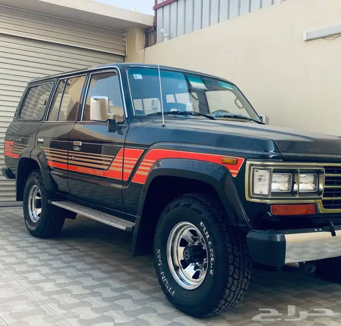 لاندكروزر صالون VX موديل 1989 3