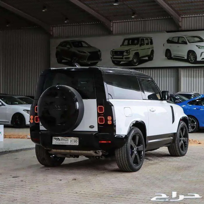 رنجروفر دفندر باب واحد HSE P400 موديل 2022 17