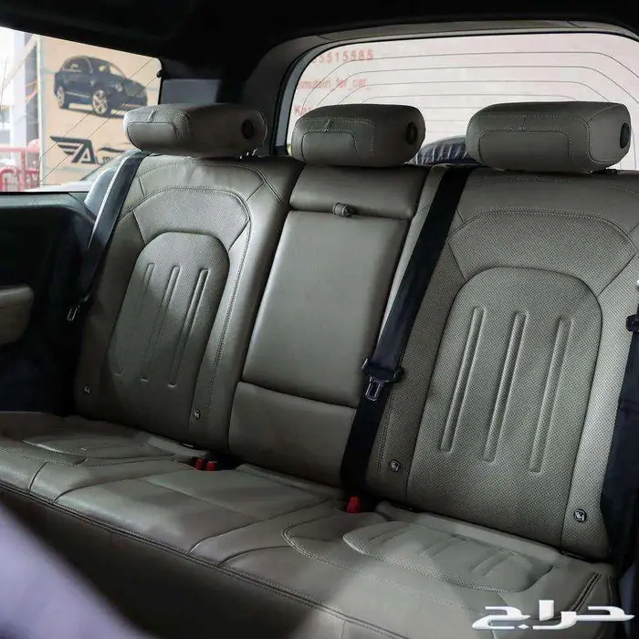 رنجروفر دفندر باب واحد HSE P400 موديل 2022 15