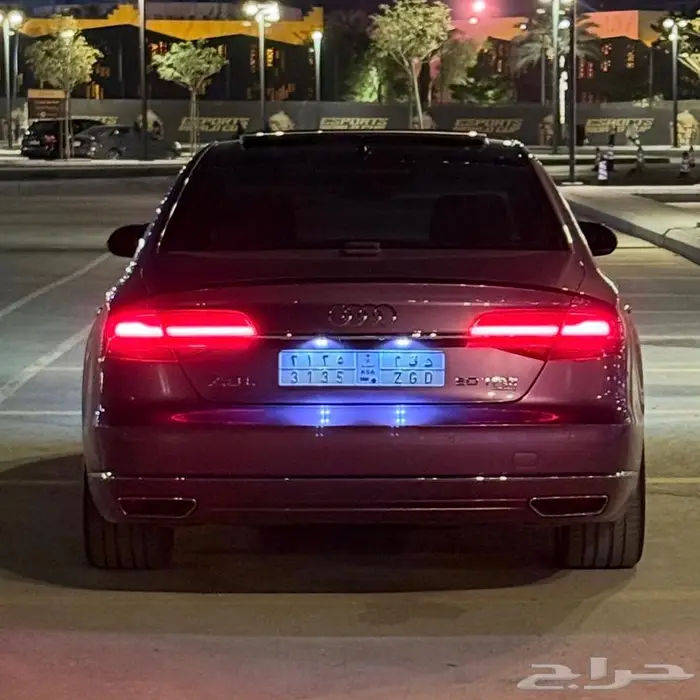 Audi A8L ( طلبية ) بحالة الوكالة 30