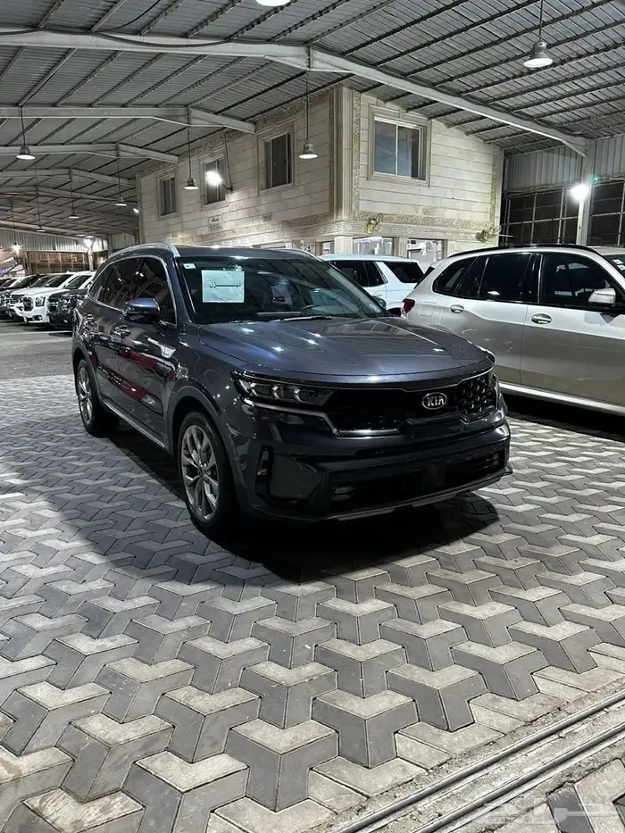كيا سورنتو ازرق غامق 2021 ديزل بطاقة جمركية وارد كوريا 3