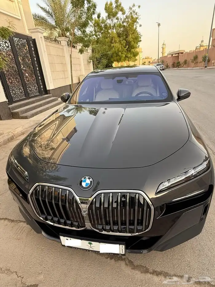 سيارة بي أم دبليو i740 15