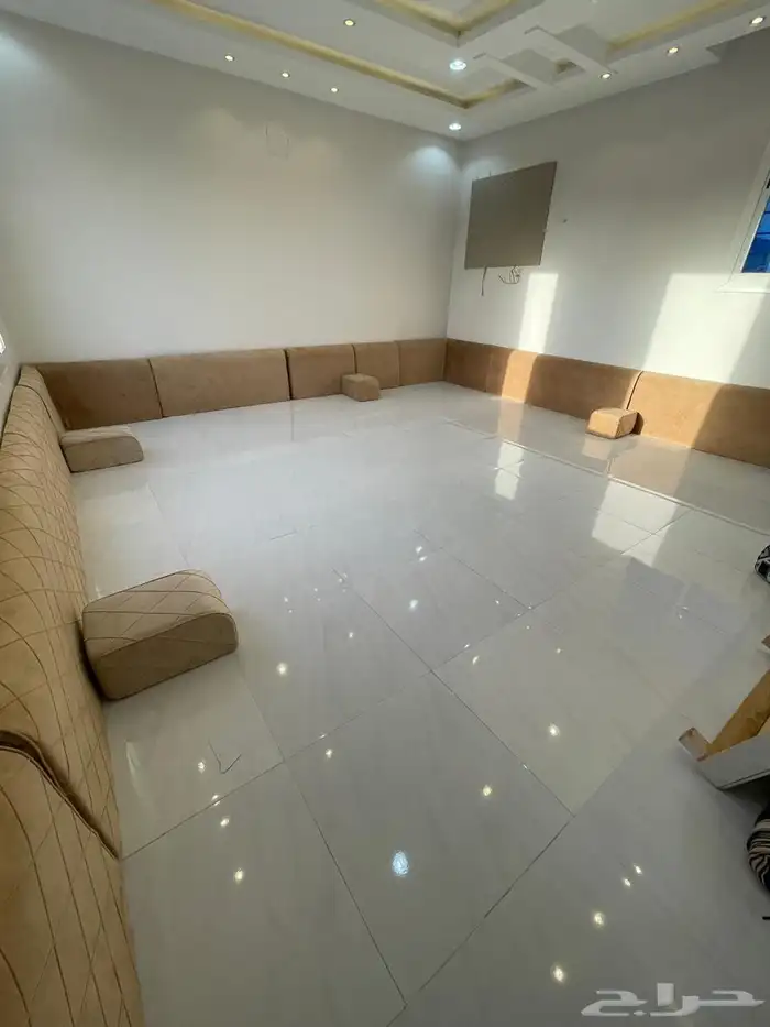 للبيع اثاث 1