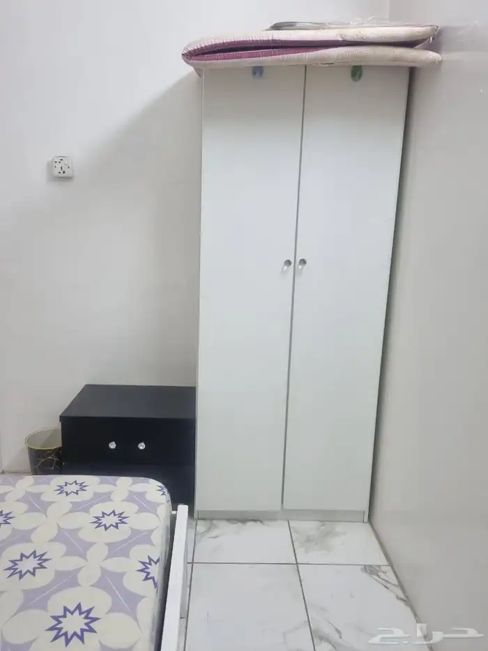 شقة 3 غرف سنوي 18000 0