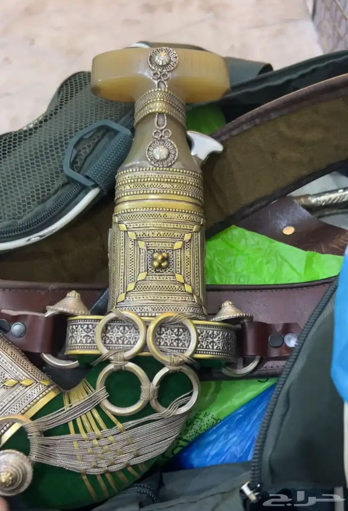 جنبيه علق مذهبه البيع 0