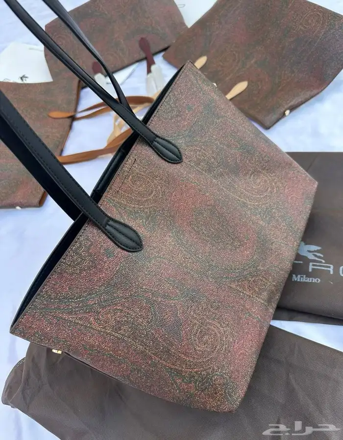 شنط نسائيه 90