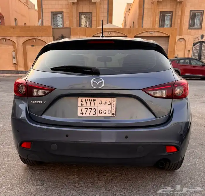 مازدا 3 هشتباك 2015 5