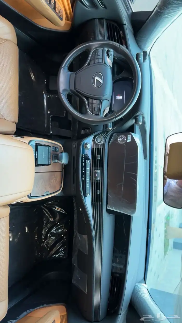 لكزس LS350 2021 16