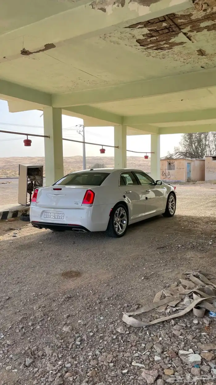 كرايزلر كرايسلر 2021 c300 v8 3