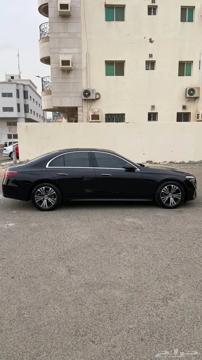 مرسيدس E200 2024 عداد 7 آلاف km فقط 9