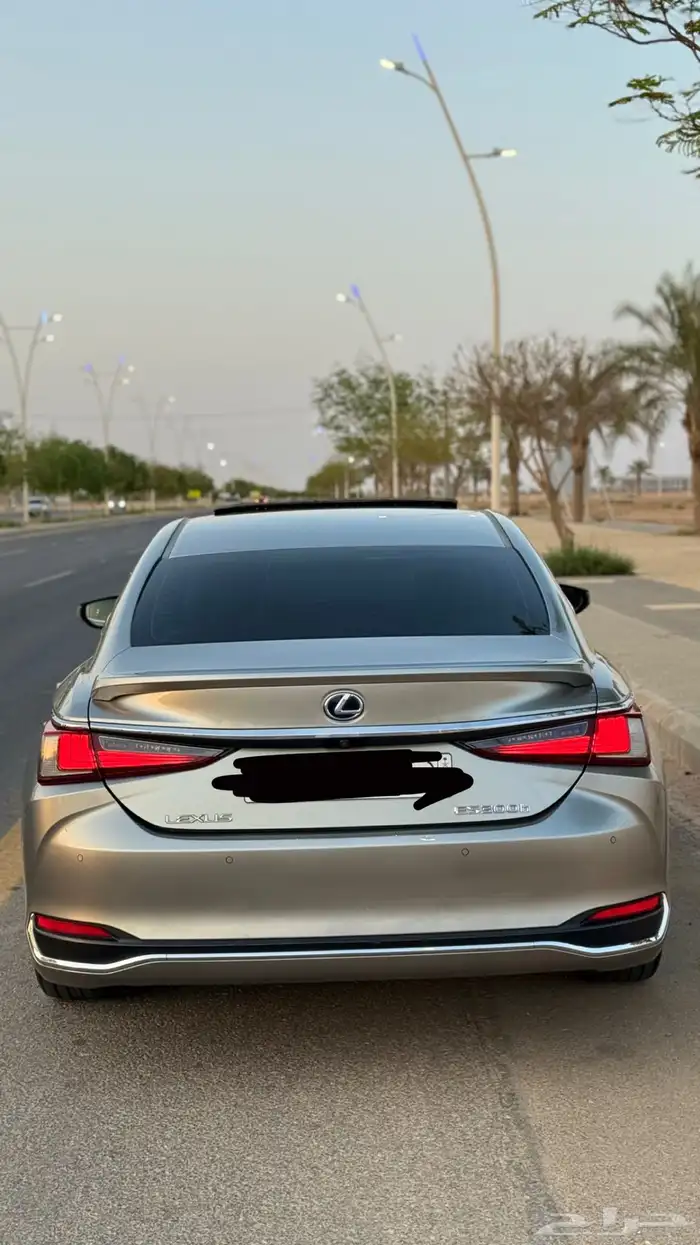 لكزس وارد عبدالطيف بدي بلد 5