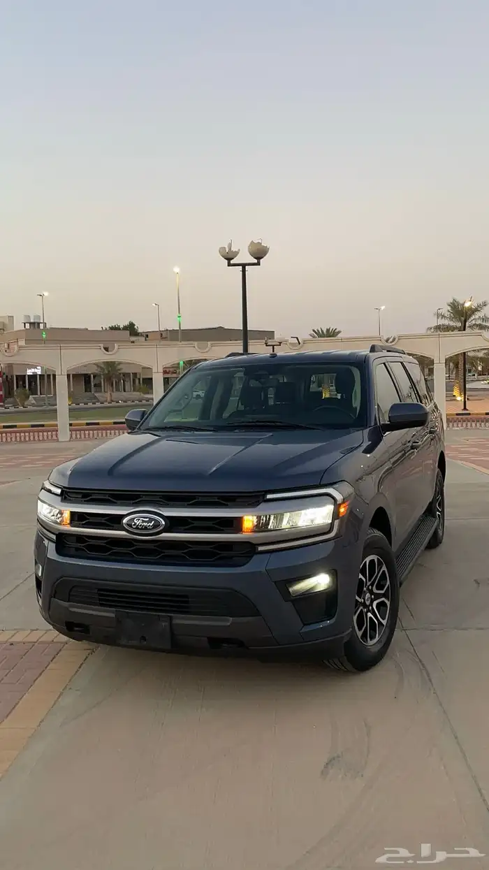 فورد اكسبديشن 2022 XLT نظيف 0