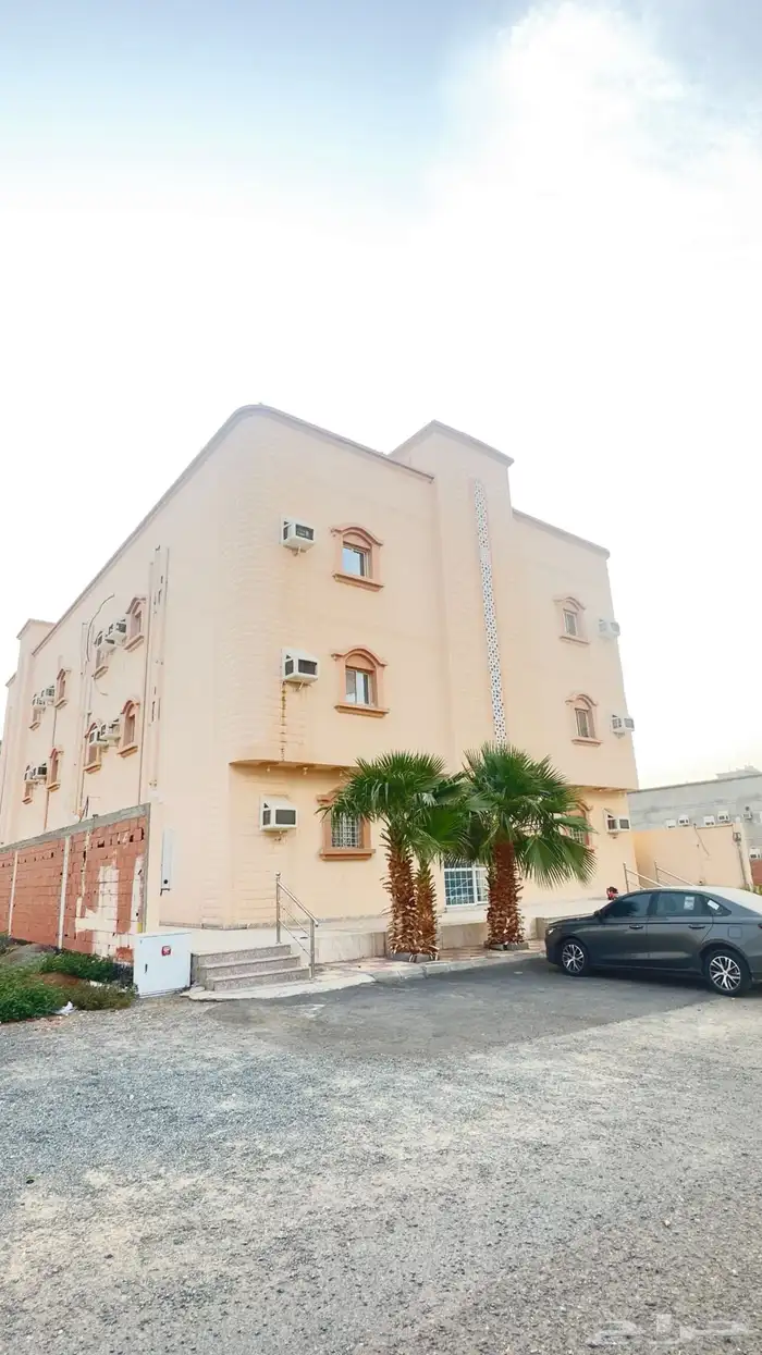 عمارة للبيع بمخطط غران - خليص 1