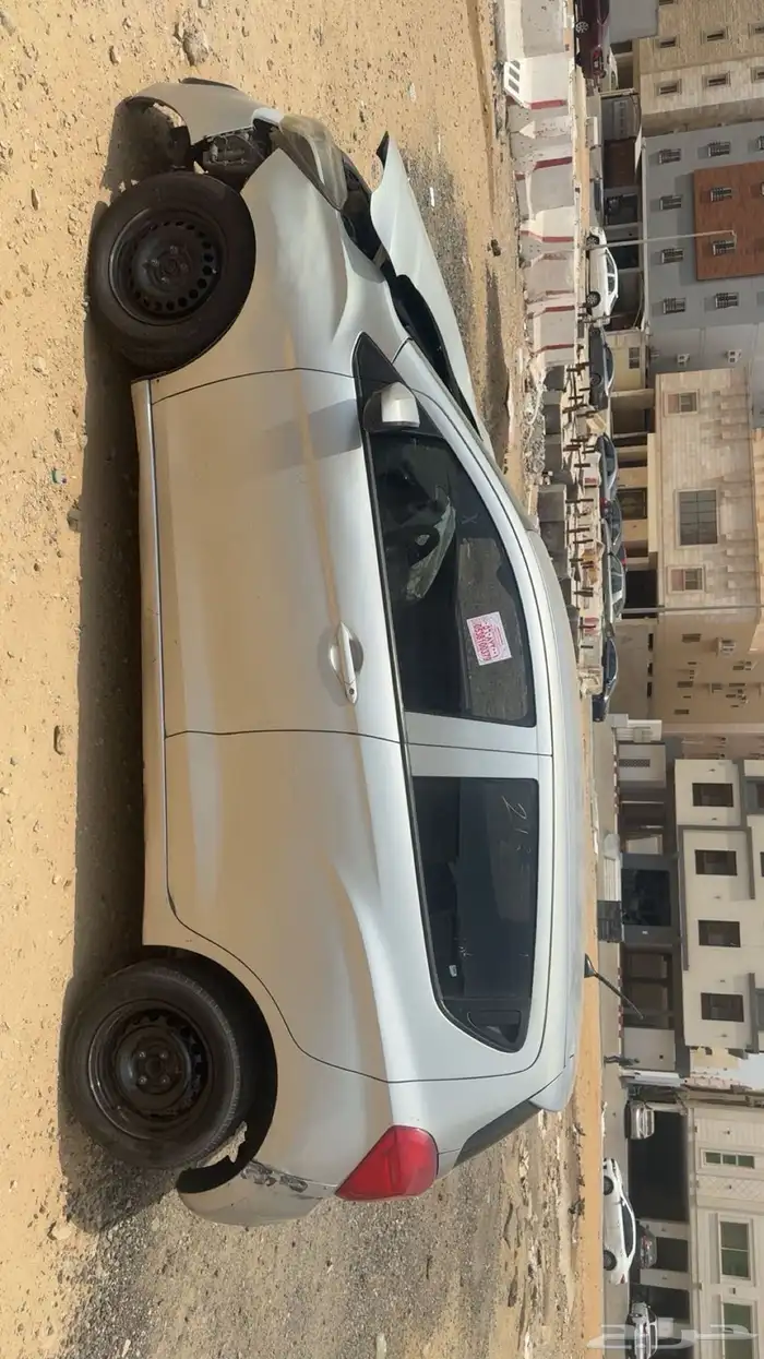 سياره سبارك 5