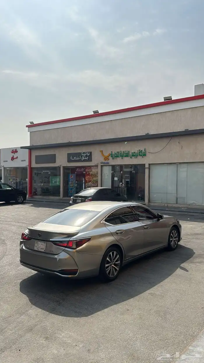 لكزس ES350 هايبرد 7