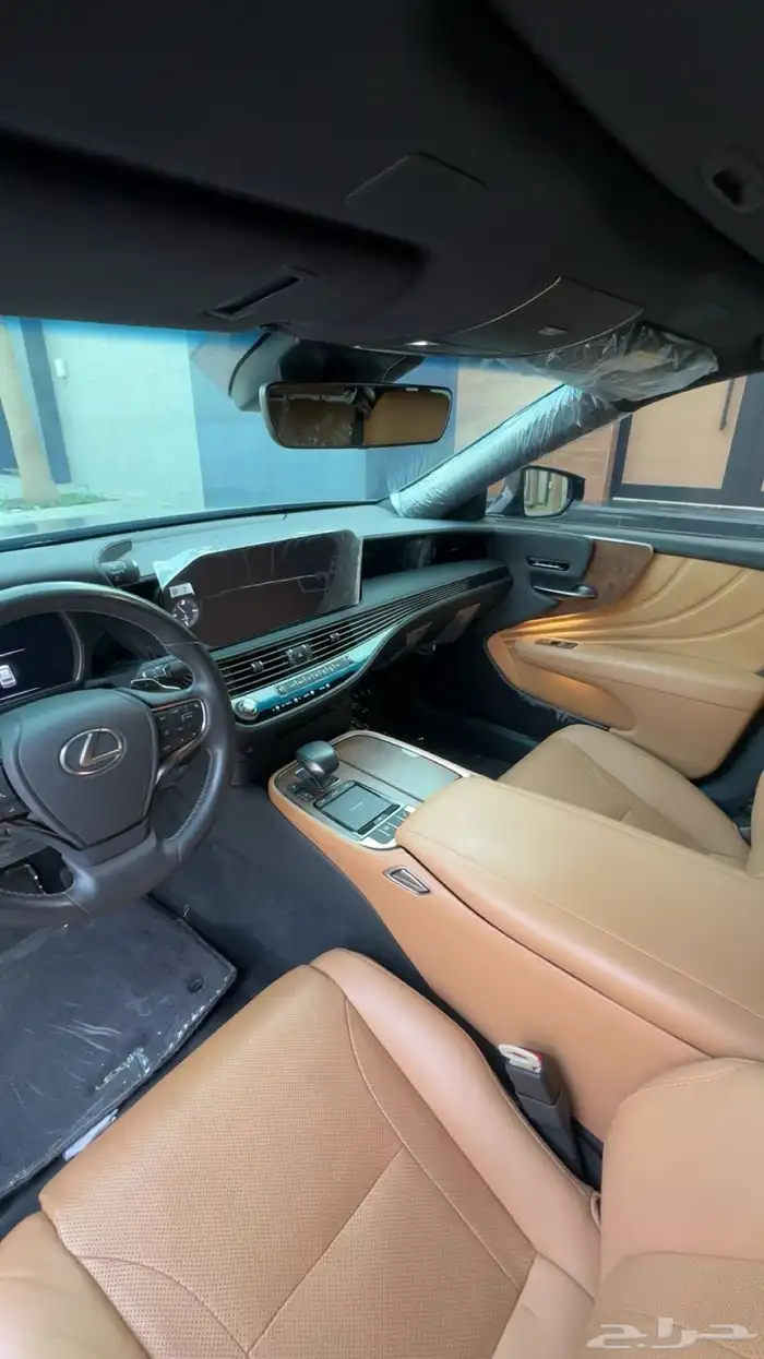 لكزس LS350 2021 18