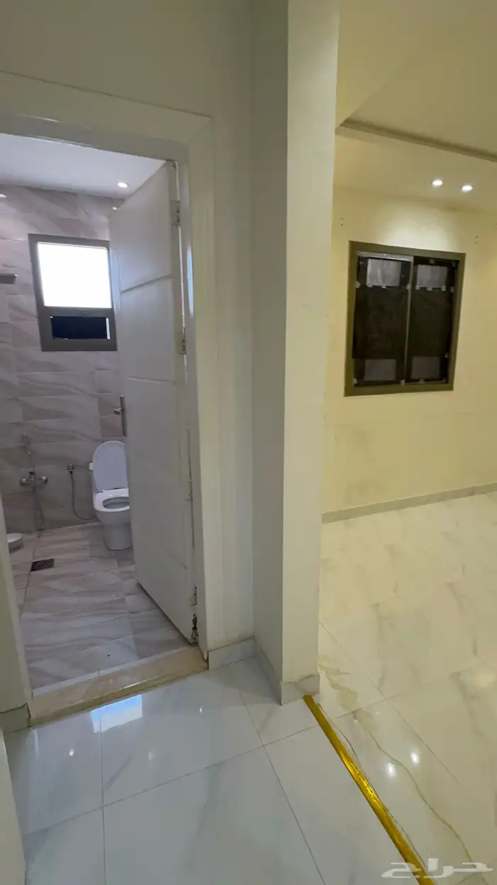 شقة عوائل للإيجار 8