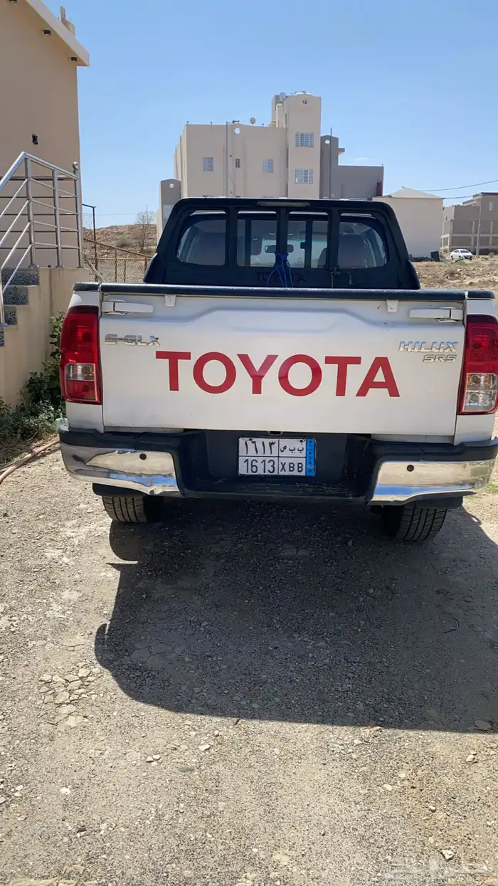 هايلوكس دبل 4