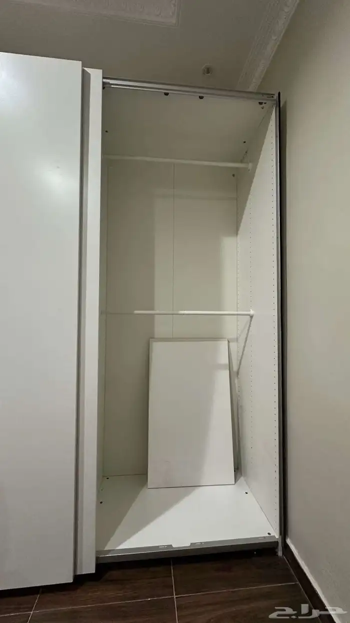 دولاب ملابس 1