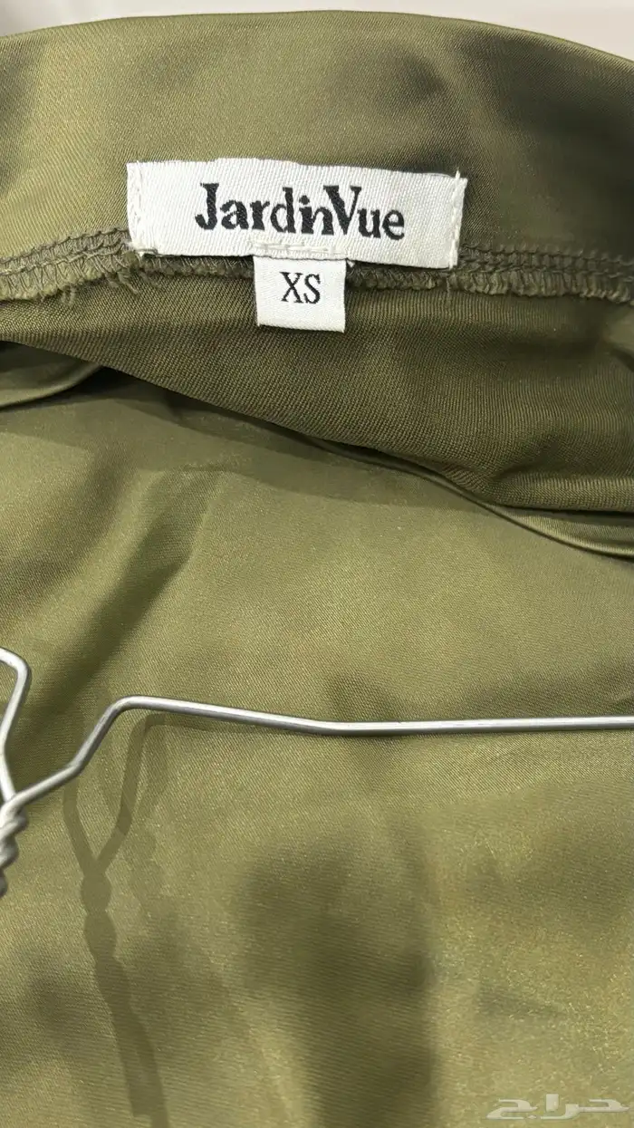 فستان سهرة ساتان من Jardinvue 4