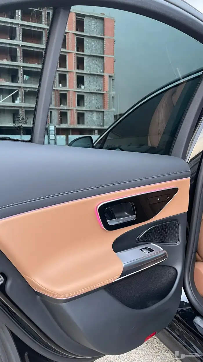 مرسيدس E200 2024 عداد 7 آلاف km فقط 39