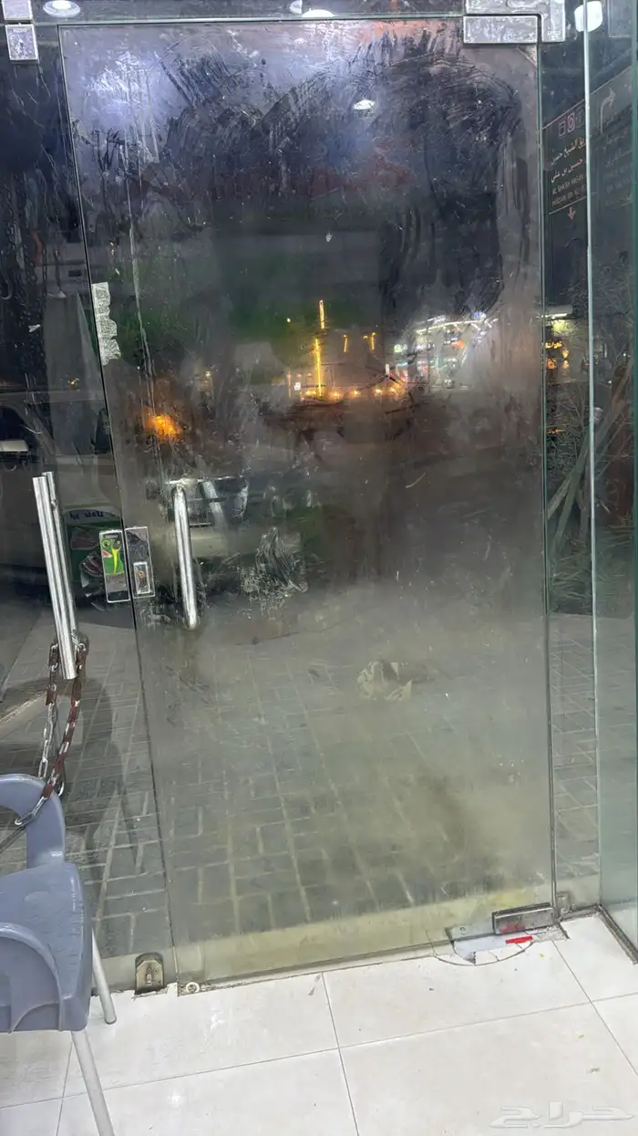 زجاج باب لبيع ثنين متر وعشرين في متر 1
