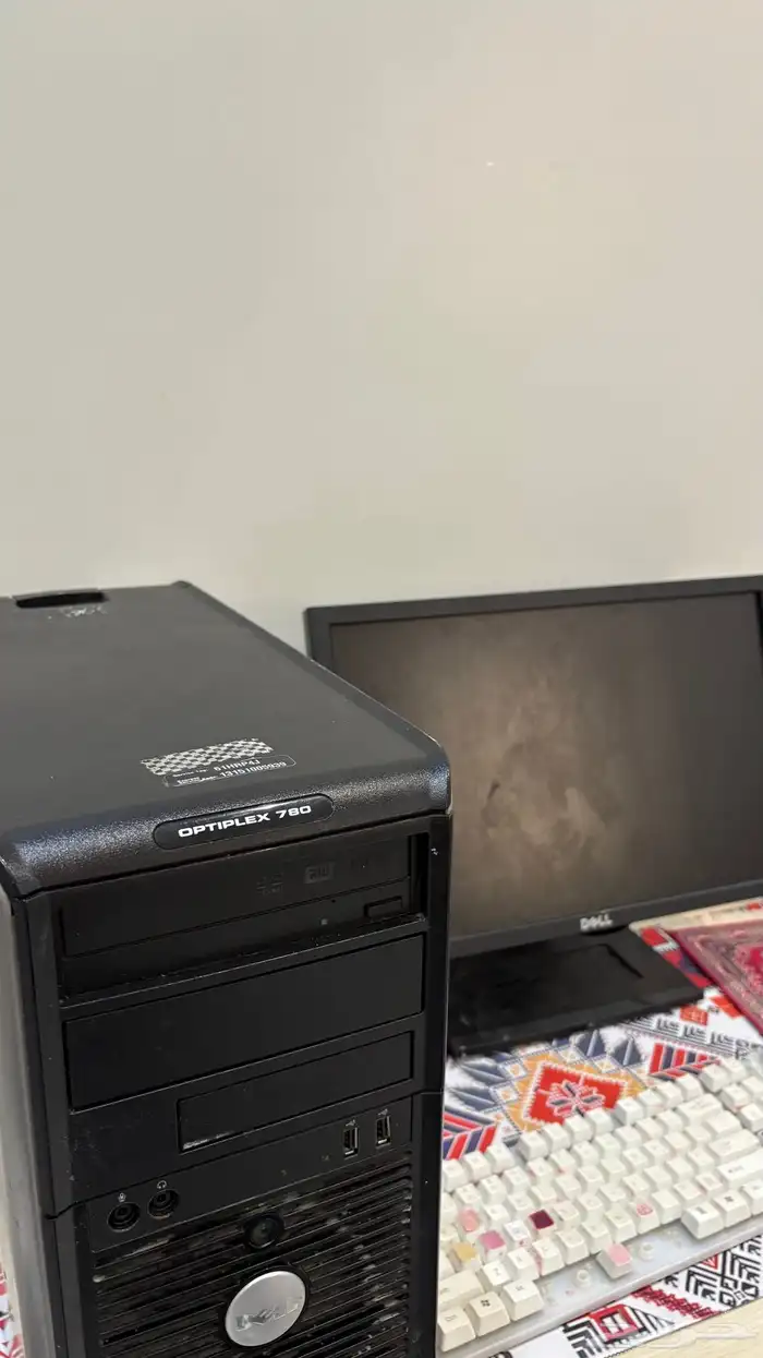 كمبيوتر pc مكتبي للدراسه و العمل 1