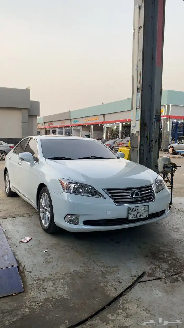 لكزس 2011 مواصفات أمريكي 0