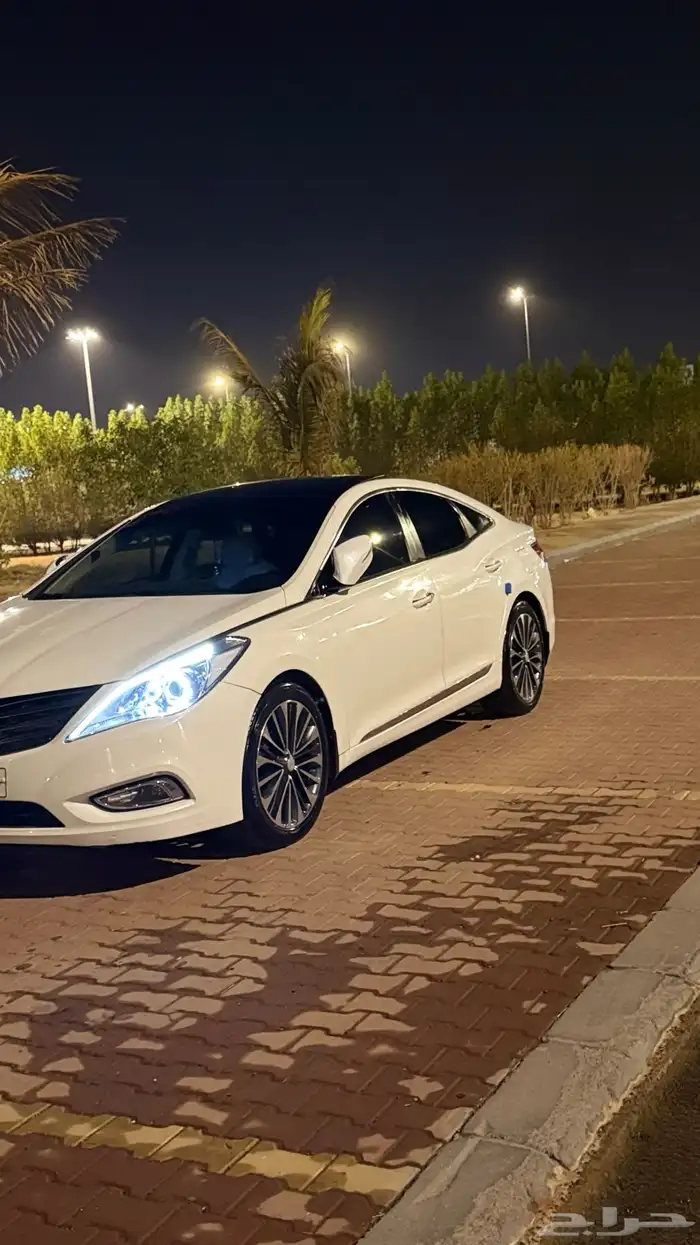 ازيرا للبيع 2012 3