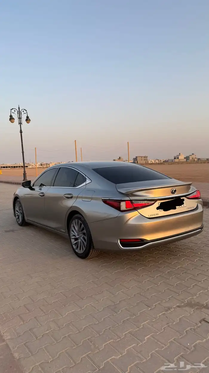 لكزس وارد عبدالطيف بدي بلد 4