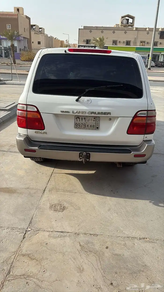 لاندكروزر 2001 2