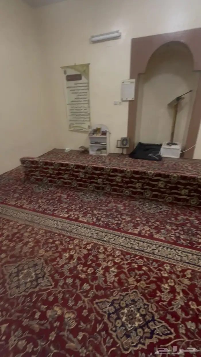 مسجد يحتاج مكسر صوت وسماعات وجهاز الصوت هذا خربان 3