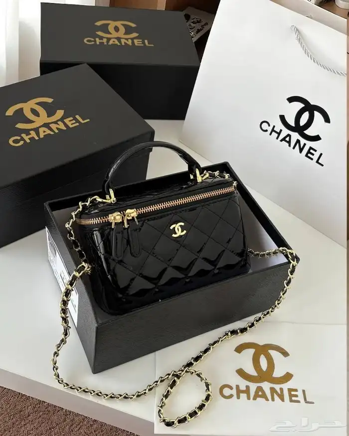شنط نسائيه 70