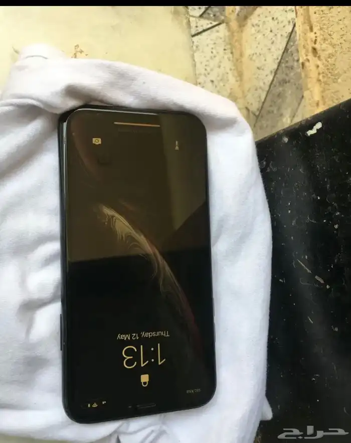 ايفون اكس آر نضيف 2