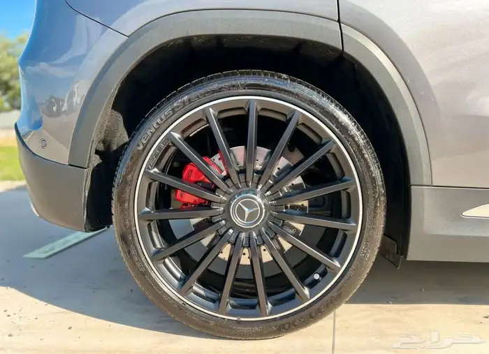 Mercedes-Benz GLA 45 AMG 45S 6
