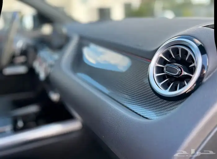 Mercedes-Benz GLA 45 AMG 45S 1