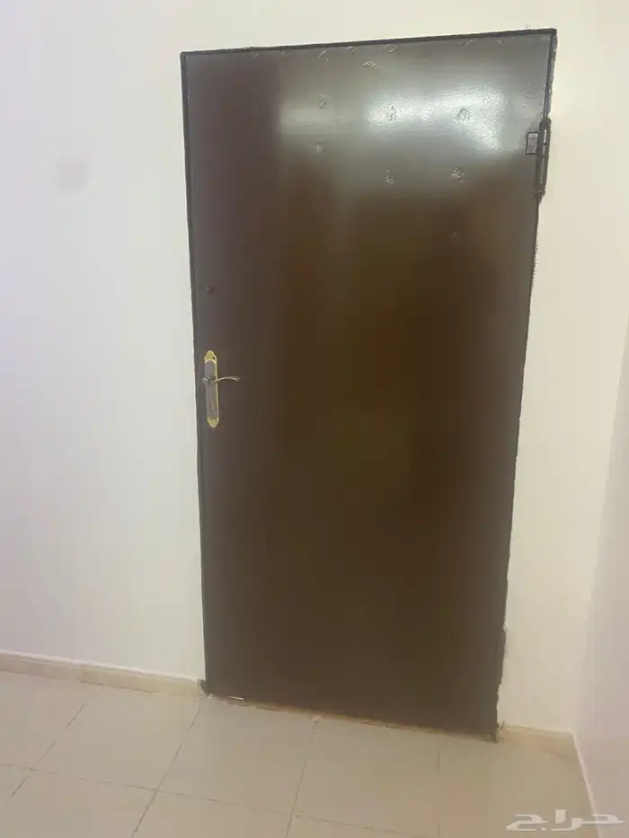 شقه للبيع شارع عبد الرحمن بن قاسم 1