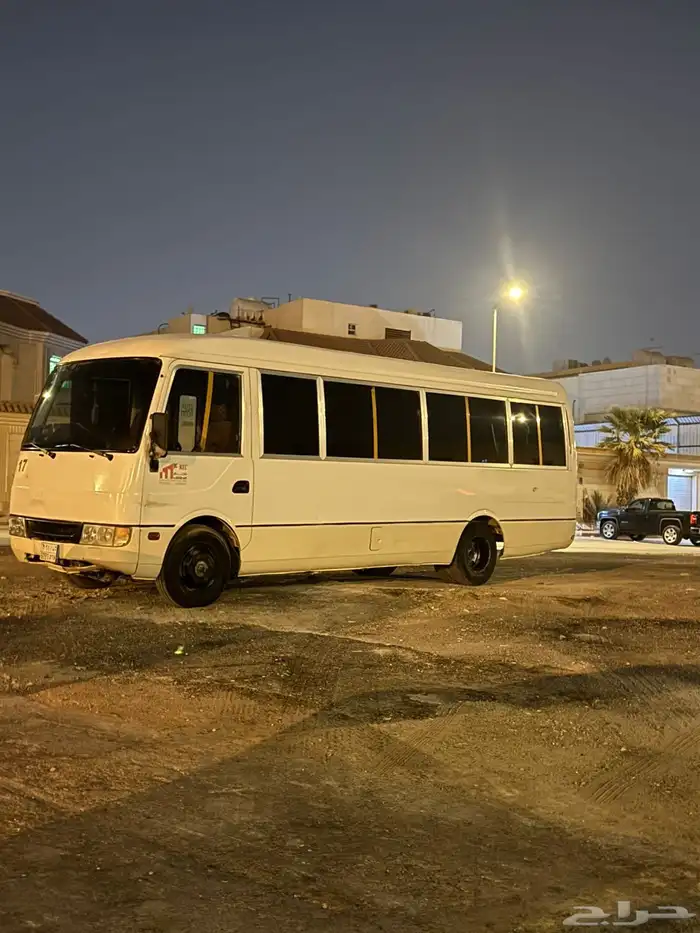 للإيجار باص روزا 30 راكب 0