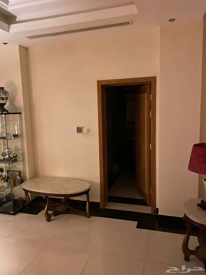 فيلا فاخره للبيع 2