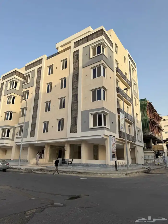 للبيع عماره 10 شقق بحي الروضه بجده 0