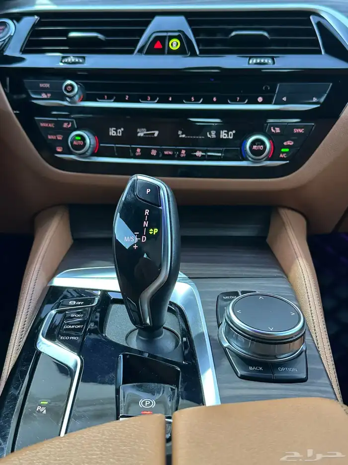 BMW 530 2023 البيع 143000 الف 18