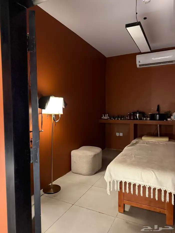 صالون سبأ نسائي للتقبيل 19