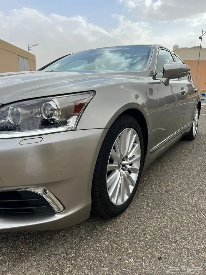 لكزس460 LSشورت2014 للبيع او البدل جيب لكزس 15