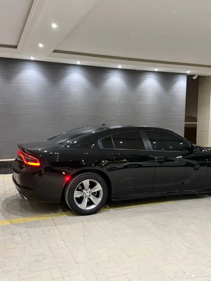 دوج شارجر SXT 2023 ممشي قليل 15